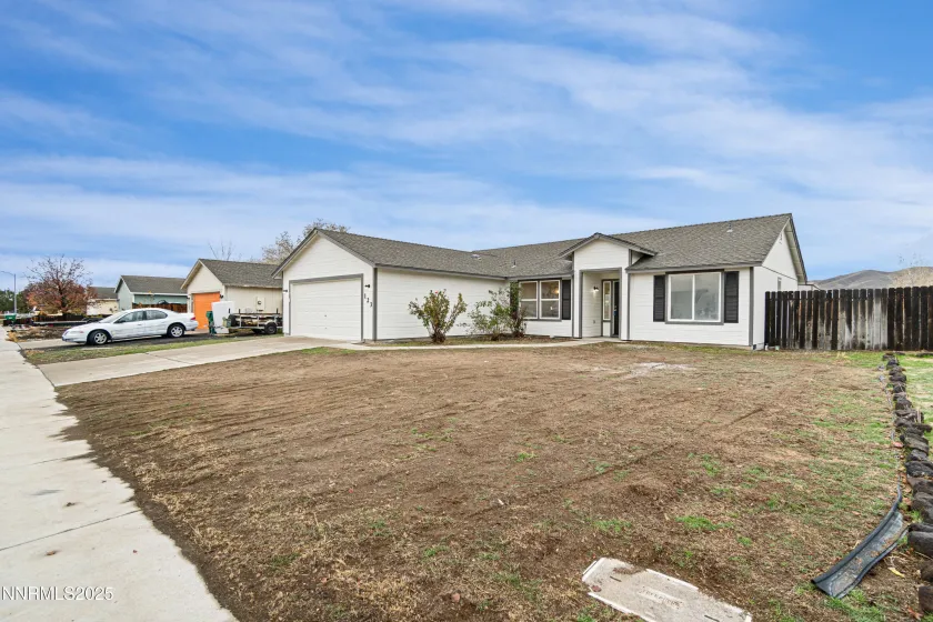 123 Shadow Mountain, Fernley, Nevada 89408, 3 Bedrooms Bedrooms, ,2 BathroomsBathrooms,Residential,Residential,Shadow Mountain,250058369