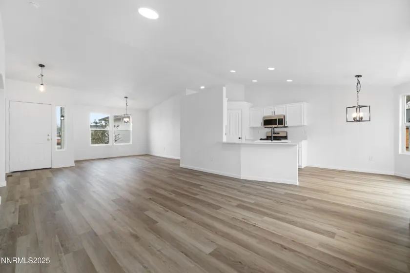 123 Shadow Mountain, Fernley, Nevada 89408, 3 Bedrooms Bedrooms, ,2 BathroomsBathrooms,Residential,Residential,Shadow Mountain,250058369