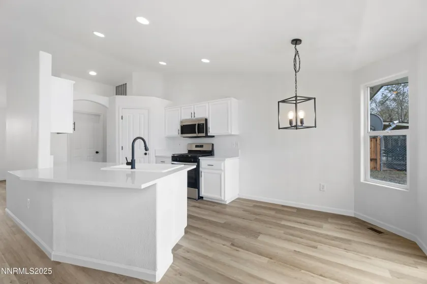 123 Shadow Mountain, Fernley, Nevada 89408, 3 Bedrooms Bedrooms, ,2 BathroomsBathrooms,Residential,Residential,Shadow Mountain,250058369