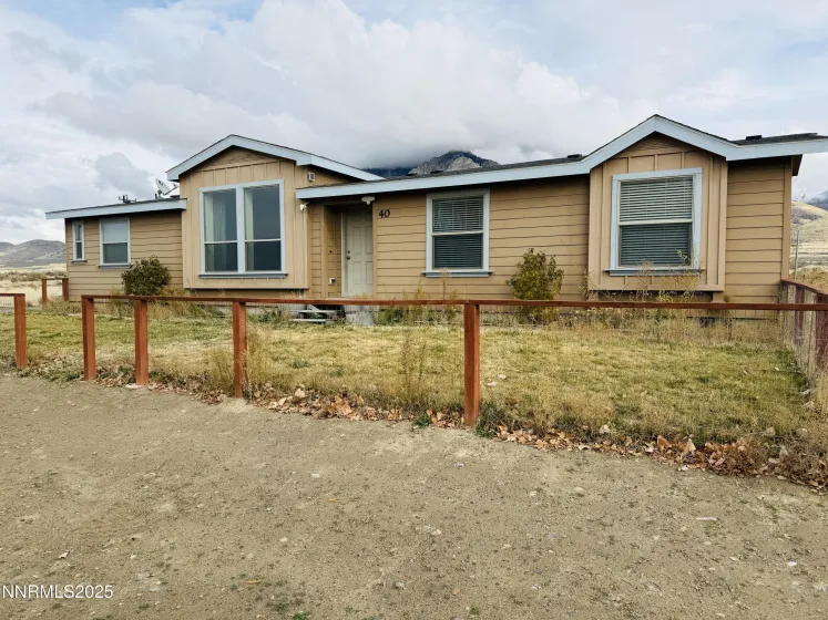 40 Kunkel, Orovada, Nevada 89425, 3 Bedrooms Bedrooms, ,3 BathroomsBathrooms,Residential,Residential,Kunkel,250058367