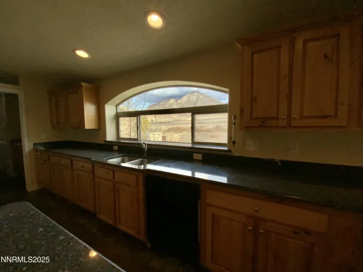 40 Kunkel, Orovada, Nevada 89425, 3 Bedrooms Bedrooms, ,3 BathroomsBathrooms,Residential,Residential,Kunkel,250058367