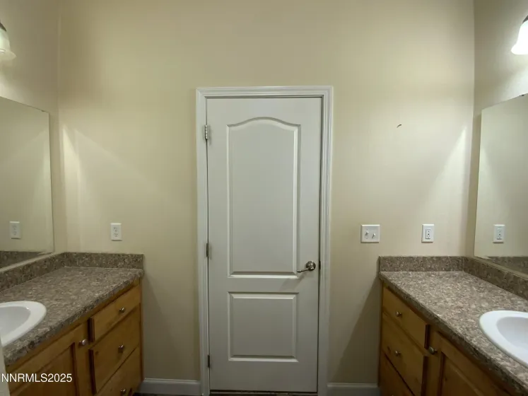 40 Kunkel, Orovada, Nevada 89425, 3 Bedrooms Bedrooms, ,3 BathroomsBathrooms,Residential,Residential,Kunkel,250058367