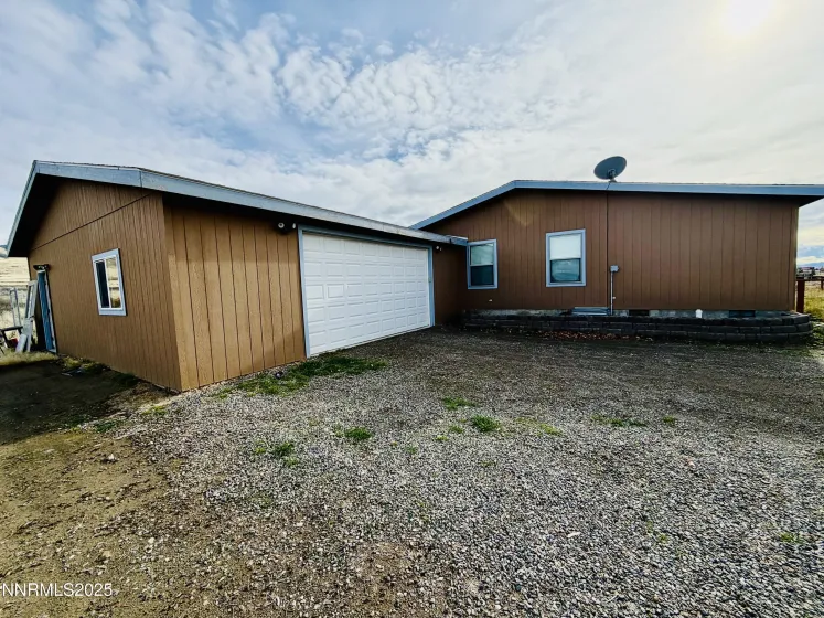 40 Kunkel, Orovada, Nevada 89425, 3 Bedrooms Bedrooms, ,3 BathroomsBathrooms,Residential,Residential,Kunkel,250058367