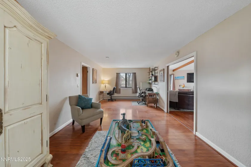 95 Bonanza, Carson City, Nevada 89706, 3 Bedrooms Bedrooms, ,3 BathroomsBathrooms,Residential,Residential,Bonanza,250058372