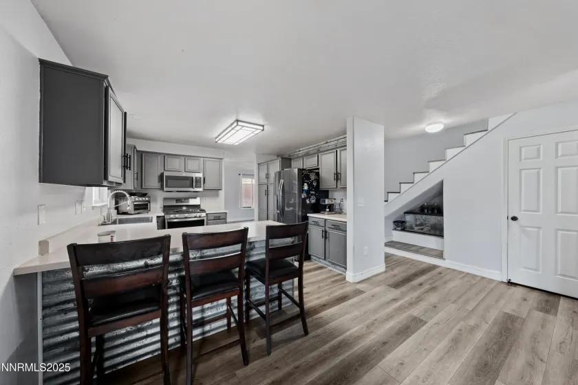 18205 Fontana, Reno, Nevada 89508, 4 Bedrooms Bedrooms, ,3 BathroomsBathrooms,Residential,Residential,Fontana,250058382