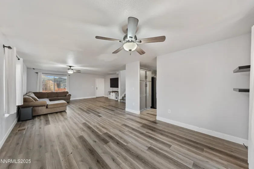 18205 Fontana, Reno, Nevada 89508, 4 Bedrooms Bedrooms, ,3 BathroomsBathrooms,Residential,Residential,Fontana,250058382