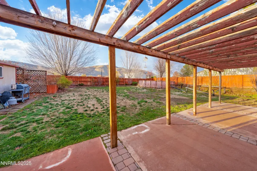 18205 Fontana, Reno, Nevada 89508, 4 Bedrooms Bedrooms, ,3 BathroomsBathrooms,Residential,Residential,Fontana,250058382