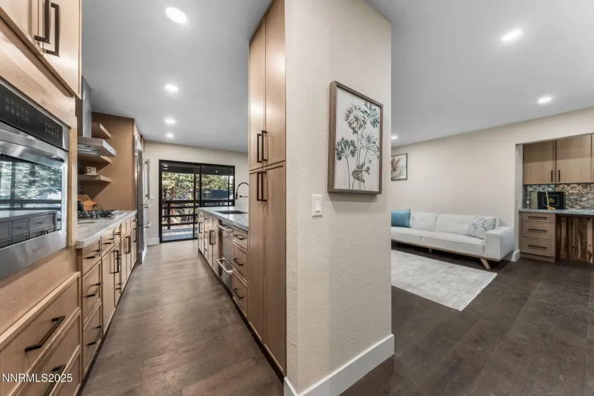 221 Lark, Incline Village, Nevada 89451, 2 Bedrooms Bedrooms, ,2 BathroomsBathrooms,Residential,Residential,Lark,250058383