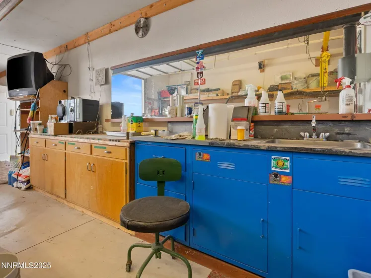 5610 Matterhorn, Reno, Nevada 89506, 4 Bedrooms Bedrooms, ,3 BathroomsBathrooms,Residential,Residential,Matterhorn,250058387