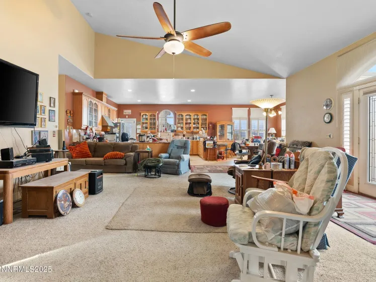 5610 Matterhorn, Reno, Nevada 89506, 4 Bedrooms Bedrooms, ,3 BathroomsBathrooms,Residential,Residential,Matterhorn,250058387