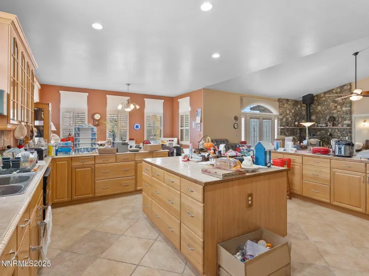 5610 Matterhorn, Reno, Nevada 89506, 4 Bedrooms Bedrooms, ,3 BathroomsBathrooms,Residential,Residential,Matterhorn,250058387