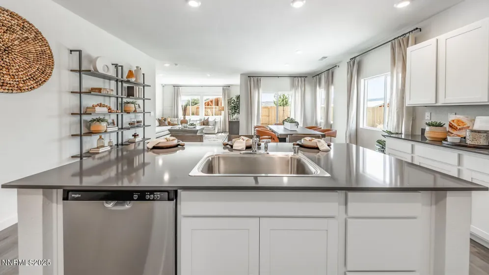 4543 Mifflin, Fernley, Nevada 89408, 4 Bedrooms Bedrooms, ,2 BathroomsBathrooms,Residential,Residential,Mifflin,250058389