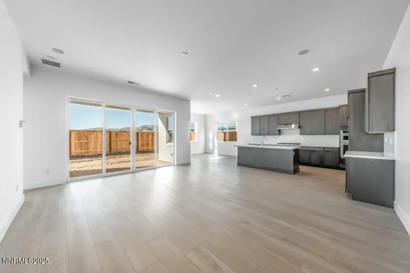 7505 Fallen Grove, Sparks, Nevada 89436, 3 Bedrooms Bedrooms, ,3 BathroomsBathrooms,Residential,Residential,Fallen Grove,250058390