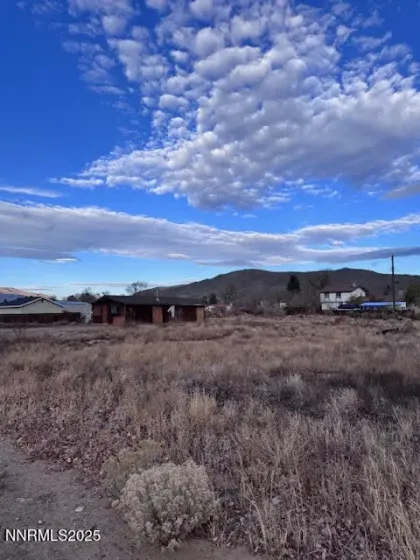 4139 Hillview, Carson City, Nevada 89701, 2 Bedrooms Bedrooms, ,2 BathroomsBathrooms,Residential,Residential,Hillview,250058395