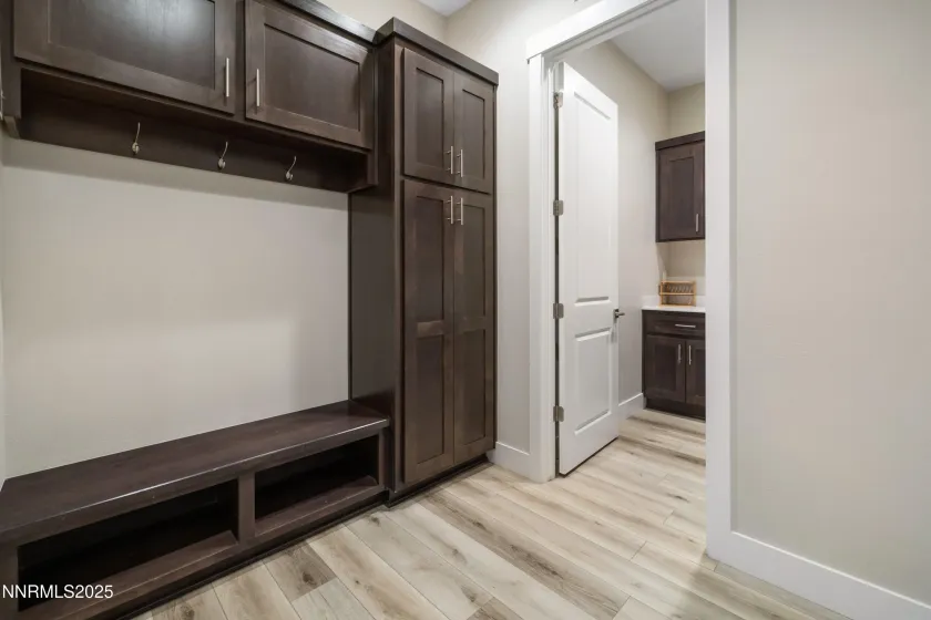 250 Commodore, Verdi, Nevada 89439, 4 Bedrooms Bedrooms, ,3 BathroomsBathrooms,Residential,Residential,Commodore,250058398