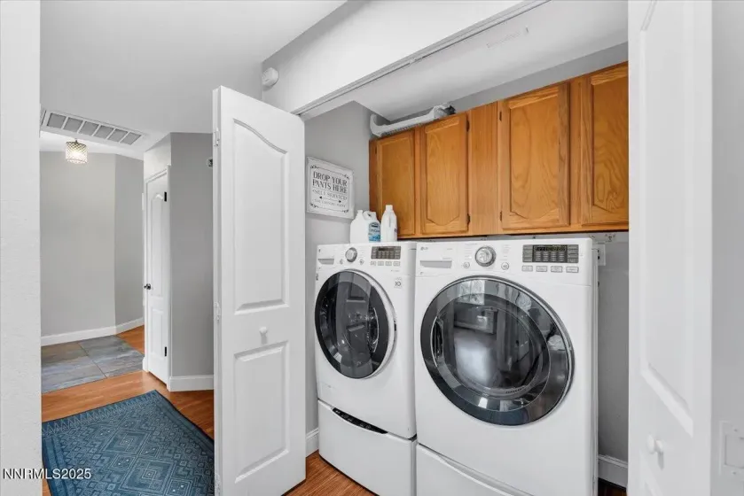 10245 Ferret, Reno, Nevada 89523, 3 Bedrooms Bedrooms, ,2 BathroomsBathrooms,Residential,Residential,Ferret,250058399