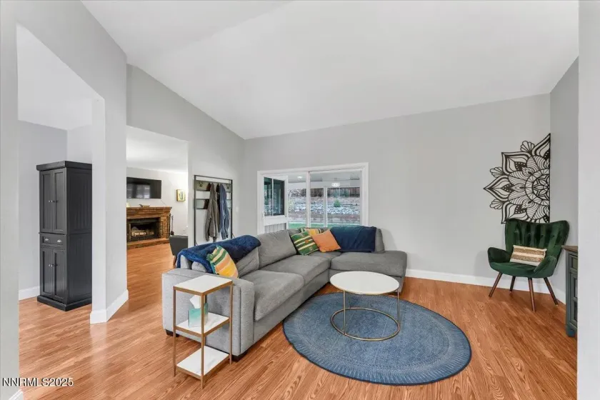 10245 Ferret, Reno, Nevada 89523, 3 Bedrooms Bedrooms, ,2 BathroomsBathrooms,Residential,Residential,Ferret,250058399