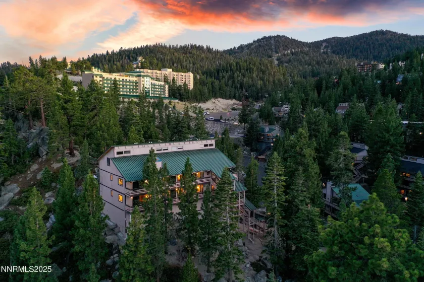 305 Galaxy, Stateline, Nevada 89449, 3 Bedrooms Bedrooms, ,2 BathroomsBathrooms,Residential,Residential,Galaxy,250053846