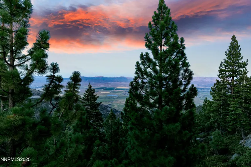 305 Galaxy, Stateline, Nevada 89449, 3 Bedrooms Bedrooms, ,2 BathroomsBathrooms,Residential,Residential,Galaxy,250053846