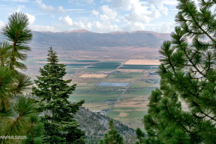 305 Galaxy, Stateline, Nevada 89449, 3 Bedrooms Bedrooms, ,2 BathroomsBathrooms,Residential,Residential,Galaxy,250053846