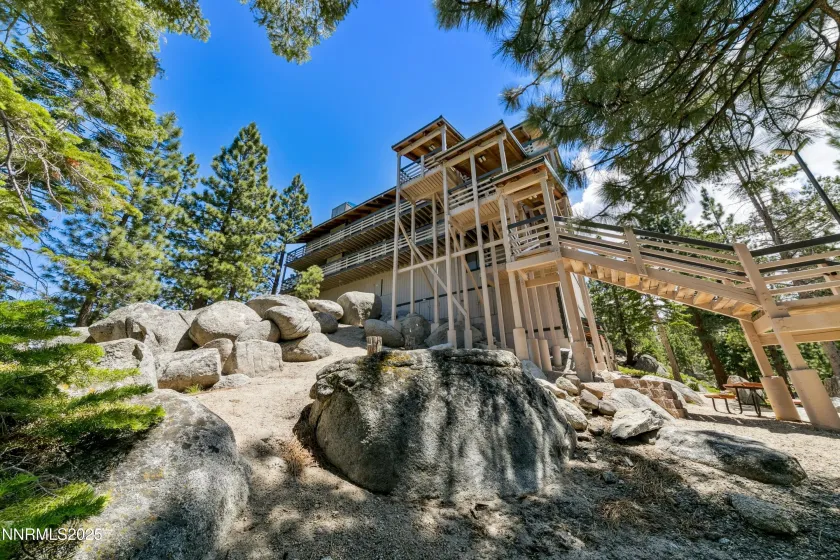 305 Galaxy, Stateline, Nevada 89449, 3 Bedrooms Bedrooms, ,2 BathroomsBathrooms,Residential,Residential,Galaxy,250053847