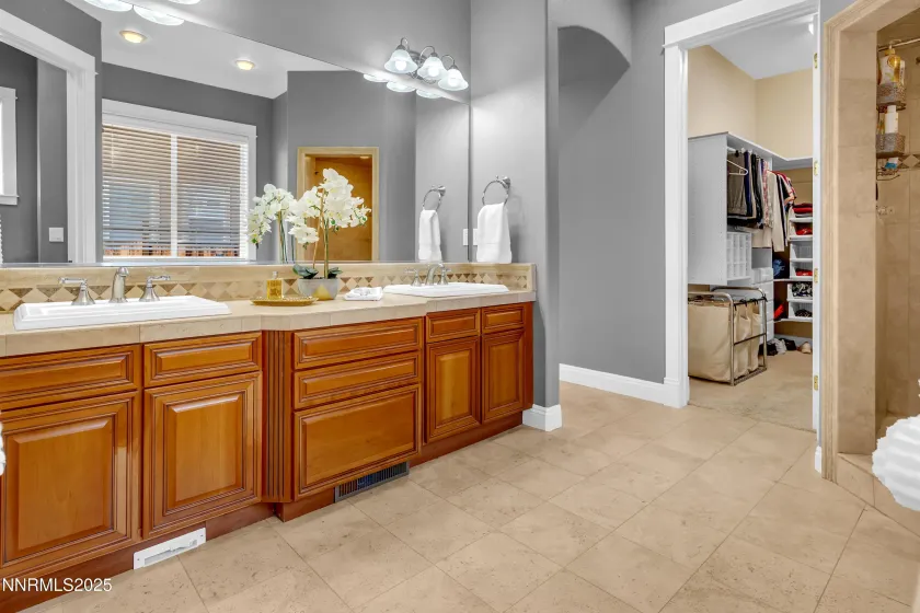 6970 Island Queen, Sparks, Nevada 89436, 3 Bedrooms Bedrooms, ,3 BathroomsBathrooms,Residential,Residential,Island Queen,250057647