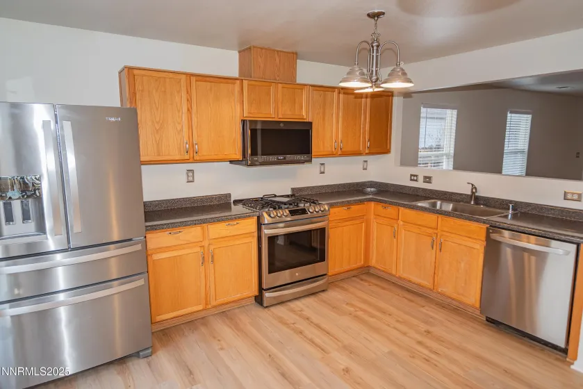 1191 Hushfield, Sparks, Nevada 89436, 3 Bedrooms Bedrooms, ,2 BathroomsBathrooms,Residential,Residential,Hushfield,250058435