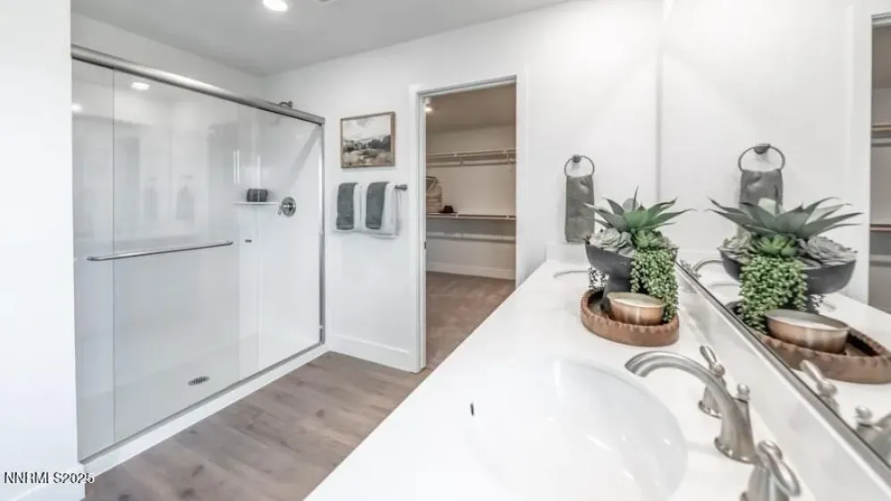 534 Radiant, Carson City, Nevada 89705, 4 Bedrooms Bedrooms, ,3 BathroomsBathrooms,Residential,Residential,Radiant,250058436