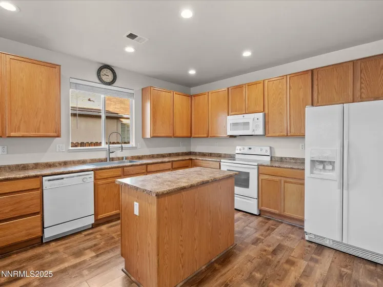 10873 Rushing Flume, Reno, Nevada 89521, 4 Bedrooms Bedrooms, ,3 BathroomsBathrooms,Residential,Residential,Rushing Flume,250058438