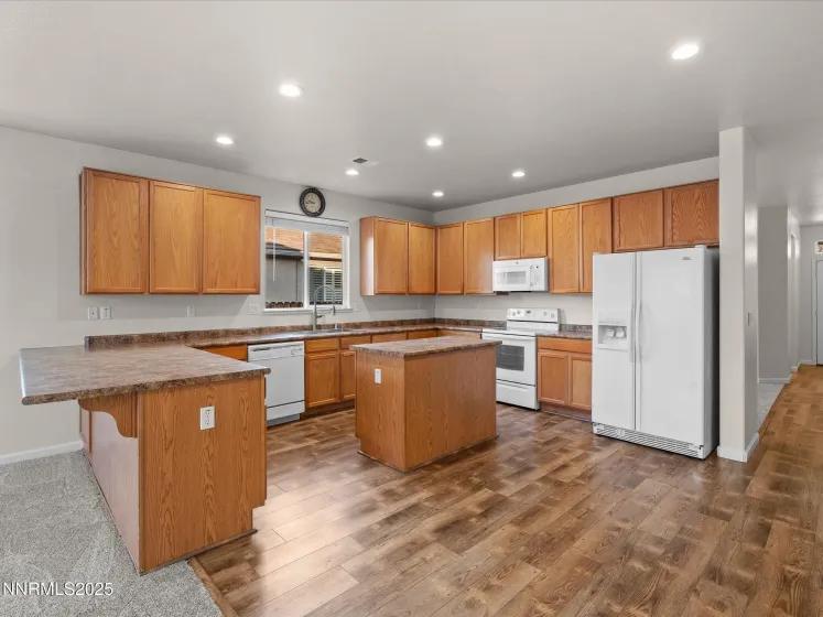 10873 Rushing Flume, Reno, Nevada 89521, 4 Bedrooms Bedrooms, ,3 BathroomsBathrooms,Residential,Residential,Rushing Flume,250058438