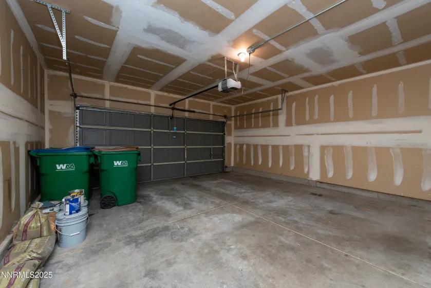 4111 Spring Dr, Carson City, Nevada 89701, 3 Bedrooms Bedrooms, ,3 BathroomsBathrooms,Residential,Residential,Spring Dr,250058400