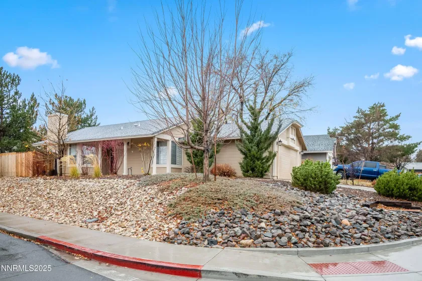 1146 Ambassador, Reno, Nevada 89523, 2 Bedrooms Bedrooms, ,2 BathroomsBathrooms,Residential,Residential,Ambassador,250058401