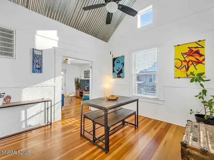 768 Holcomb, Reno, Nevada 89502, 2 Bedrooms Bedrooms, ,1 BathroomBathrooms,Residential,Residential,Holcomb,250058403