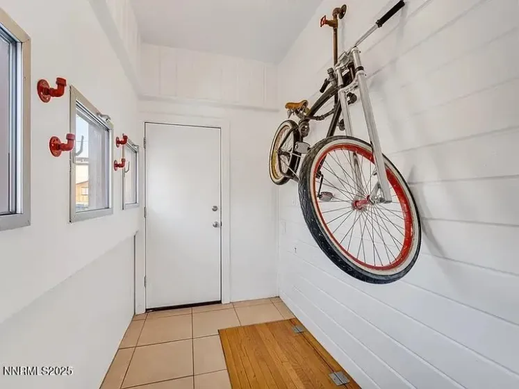 768 Holcomb, Reno, Nevada 89502, 2 Bedrooms Bedrooms, ,1 BathroomBathrooms,Residential,Residential,Holcomb,250058403