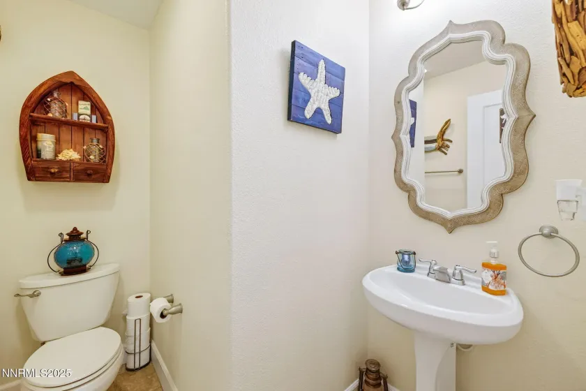 1226 Lasso, Gardnerville, Nevada 89410, 4 Bedrooms Bedrooms, ,3 BathroomsBathrooms,Residential,Residential,Lasso,250058404