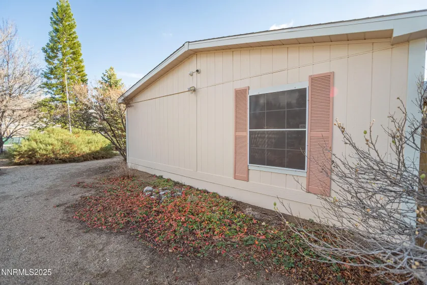 5590 Paullo, Sun Valley, Nevada 89433, 3 Bedrooms Bedrooms, ,2 BathroomsBathrooms,Residential,Residential,Paullo,250058409