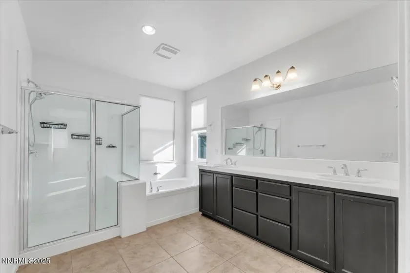 1960 Half Dome, Reno, Nevada 89521, 3 Bedrooms Bedrooms, ,3 BathroomsBathrooms,Residential,Residential,Half Dome,250058413