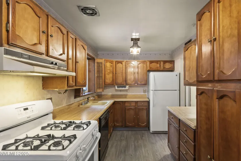 1675 Auburn, Reno, Nevada 89502, 3 Bedrooms Bedrooms, ,2 BathroomsBathrooms,Residential,Residential,Auburn,250058415