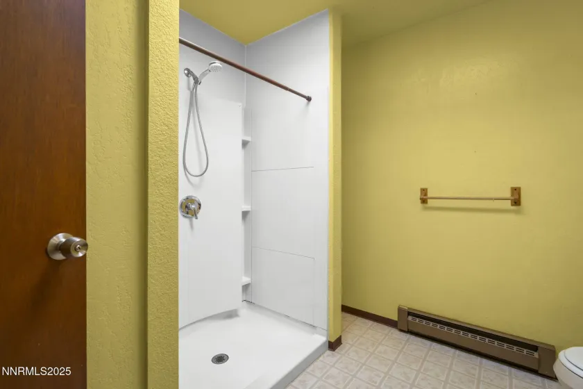 1675 Auburn, Reno, Nevada 89502, 3 Bedrooms Bedrooms, ,2 BathroomsBathrooms,Residential,Residential,Auburn,250058415