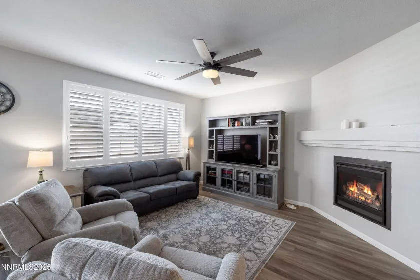 309 Granite, Dayton, Nevada 89403, 3 Bedrooms Bedrooms, ,2 BathroomsBathrooms,Residential,Residential,Granite,250058416