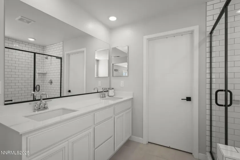 7181 Mustengo, Reno, Nevada 89506, 4 Bedrooms Bedrooms, ,3 BathroomsBathrooms,Residential,Residential,Mustengo,250058417