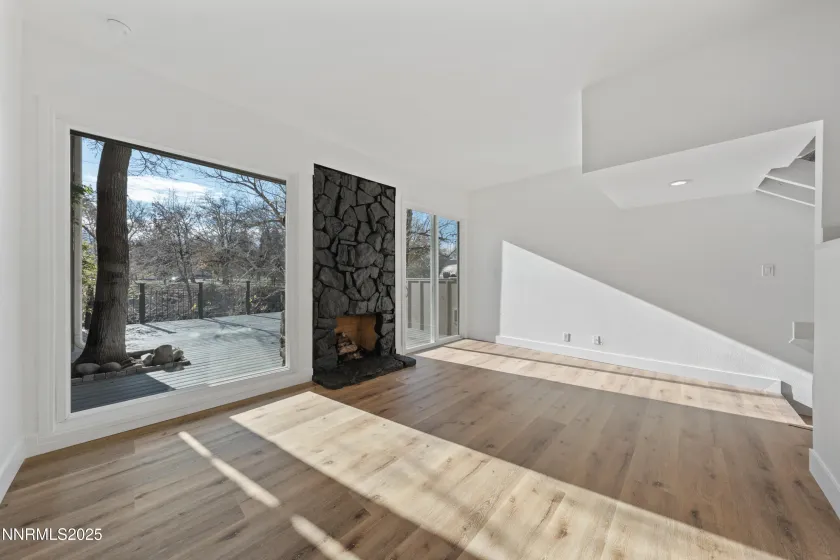 1340 Jones, Reno, Nevada 89503, 2 Bedrooms Bedrooms, ,3 BathroomsBathrooms,Residential,Residential,Jones,250058418