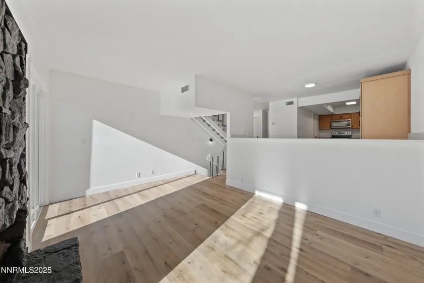 1340 Jones, Reno, Nevada 89503, 2 Bedrooms Bedrooms, ,3 BathroomsBathrooms,Residential,Residential,Jones,250058418