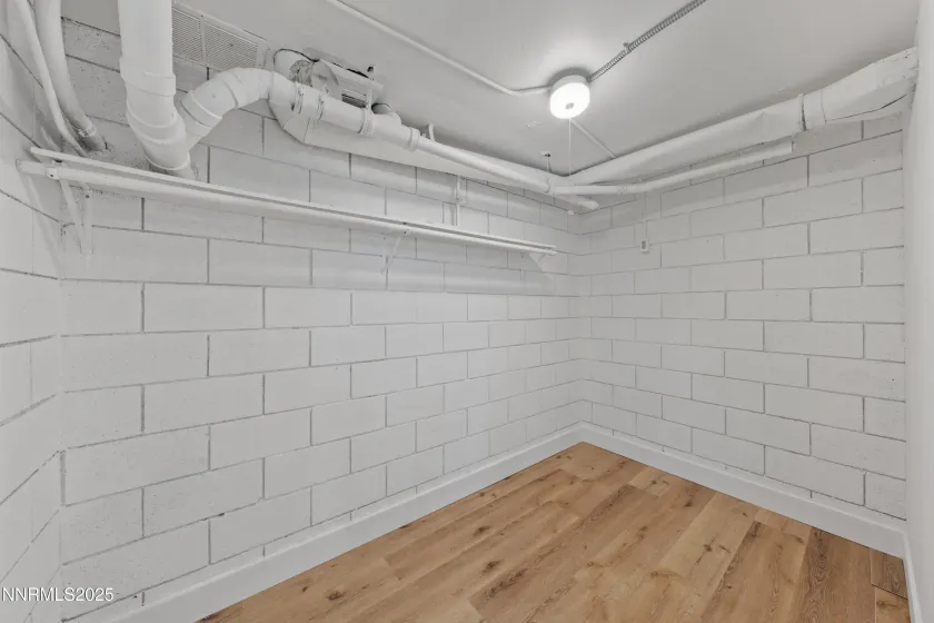 1340 Jones, Reno, Nevada 89503, 2 Bedrooms Bedrooms, ,3 BathroomsBathrooms,Residential,Residential,Jones,250058418