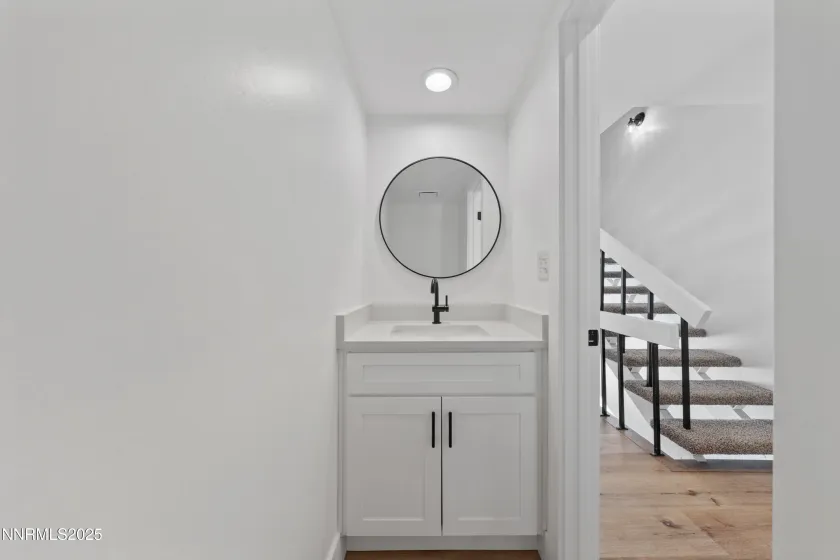 1340 Jones, Reno, Nevada 89503, 2 Bedrooms Bedrooms, ,3 BathroomsBathrooms,Residential,Residential,Jones,250058418