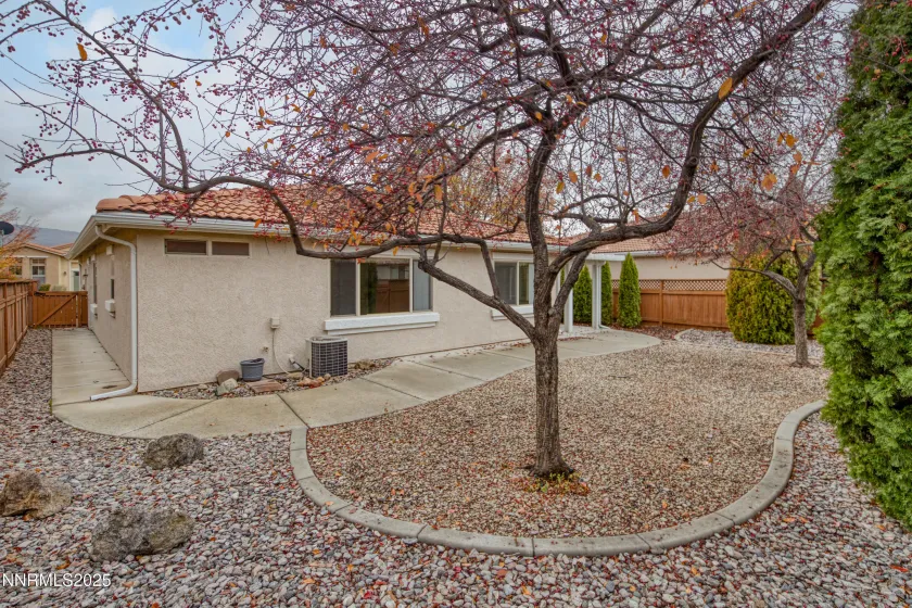 2070 Avella, Sparks, Nevada 89434, 2 Bedrooms Bedrooms, ,2 BathroomsBathrooms,Residential,Residential,Avella,250058420