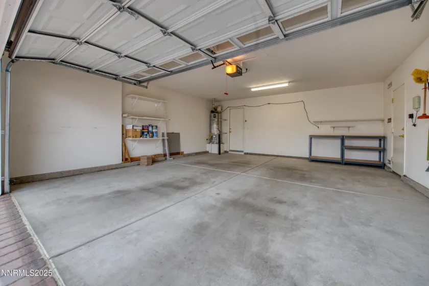 2070 Avella, Sparks, Nevada 89434, 2 Bedrooms Bedrooms, ,2 BathroomsBathrooms,Residential,Residential,Avella,250058420