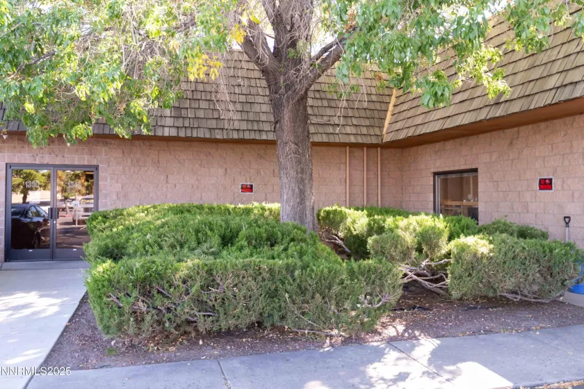 1340 Curry, Carson City, Nevada 89703, ,Commercial Sale,Residential,Curry,250058421