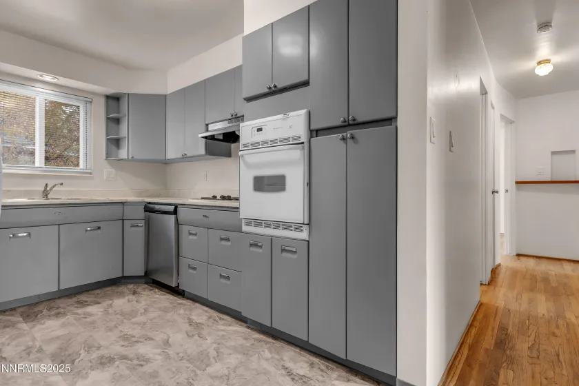 234 18th, Sparks, Nevada 89431, ,Residential Income,Residential,18th,250058430