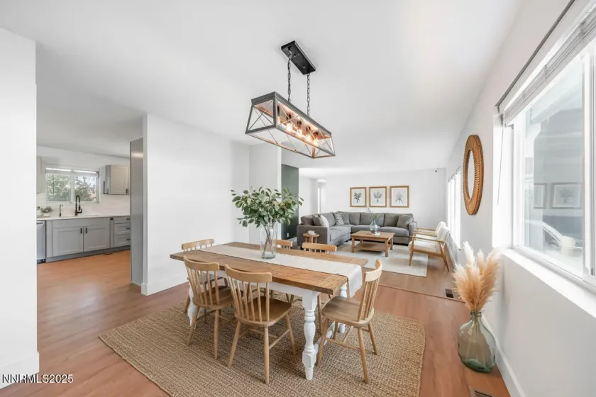 11675 Heartpine, Reno, Nevada 89506, 3 Bedrooms Bedrooms, ,2 BathroomsBathrooms,Residential,Residential,Heartpine,250058428